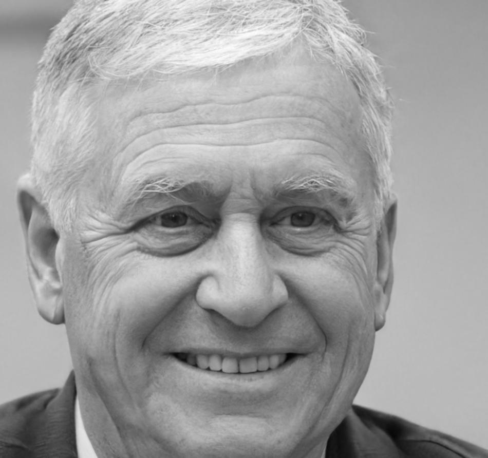 Dr. Klaus Zimmermann, Finanzanalyst